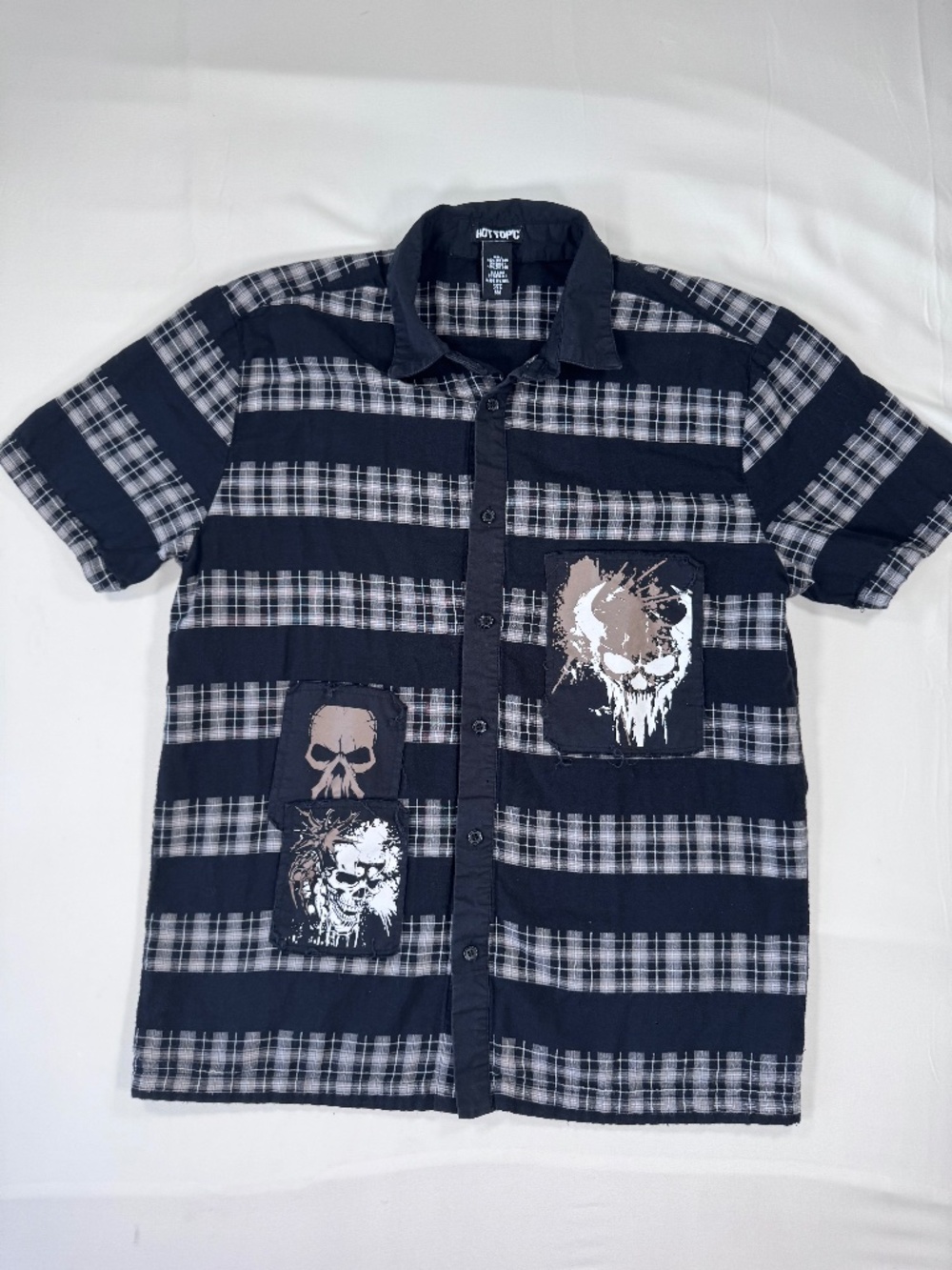 Hot Topic Shirt Plaid Skull Patch Black Grey Men's Small S Grunge Metal Rocker